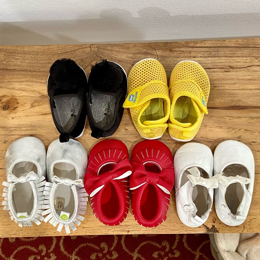Lot of 5 pairs girls shoes (size 4)